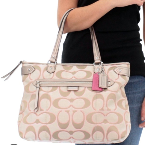 Coach Handbags - COACH Daisy Outline Signature Metallic Emma Tote